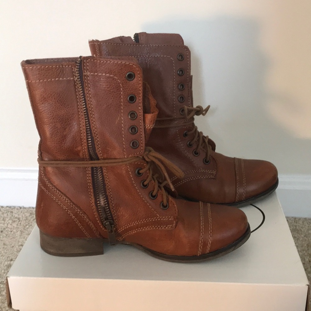 Steve Madden Troopa leather
